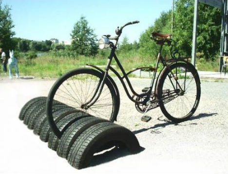 recycled-tires-bike-stand