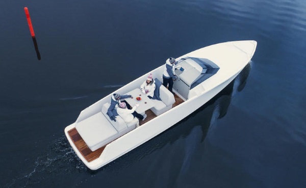 Quite Quiet: Q30 Zero-Emissions Electric Motorboat