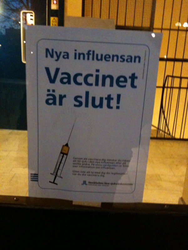 Hot Vaxx: 10 Needle-lessly Nutty Vaccination Signs